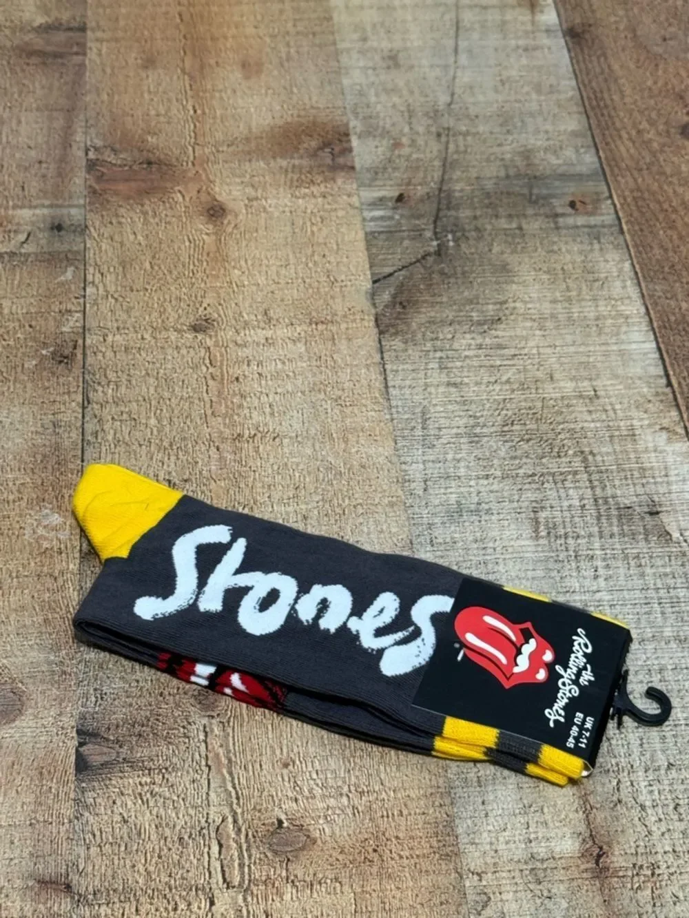 N/A time crowd stones